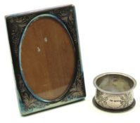 An antique Chester silver napkin ring by Robert Pr