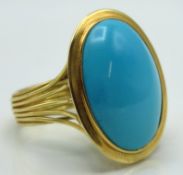 A 1960s style 18ct gold turquoise cocktail ring si