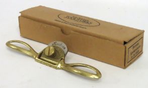 A boxed Lie Nielsen Toolworks Inc. bronze spoke sh