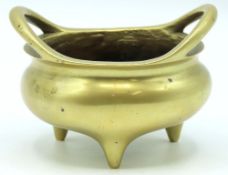 A 17th/18thC. Chinese Kangxi period bronze censer with Ming dynasty Xuande tribute marks to undersid