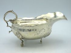 A 1900 late Victorian Birmingham silver sauce boat