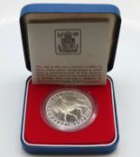 A cased 1977 silver proof QEII jubilee crown, 28.3