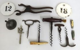A selection of antique & Victorian corkscrews, win