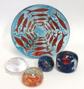 A Jo Downs, Cornwall, art glass fish dish, 203mm d