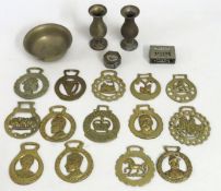 A Chinese snuff box twinned with a Chinese vesta d