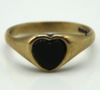 A 9ct gold ring set with heart shaped bloodstone,
