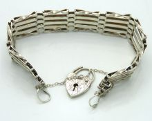 A silver five bar gate bracelet, 17.4g