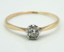 A 9ct gold diamond solitaire ring of approx. 0.25