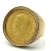 A 9ct gold mounted 1912 George V full gold soverei