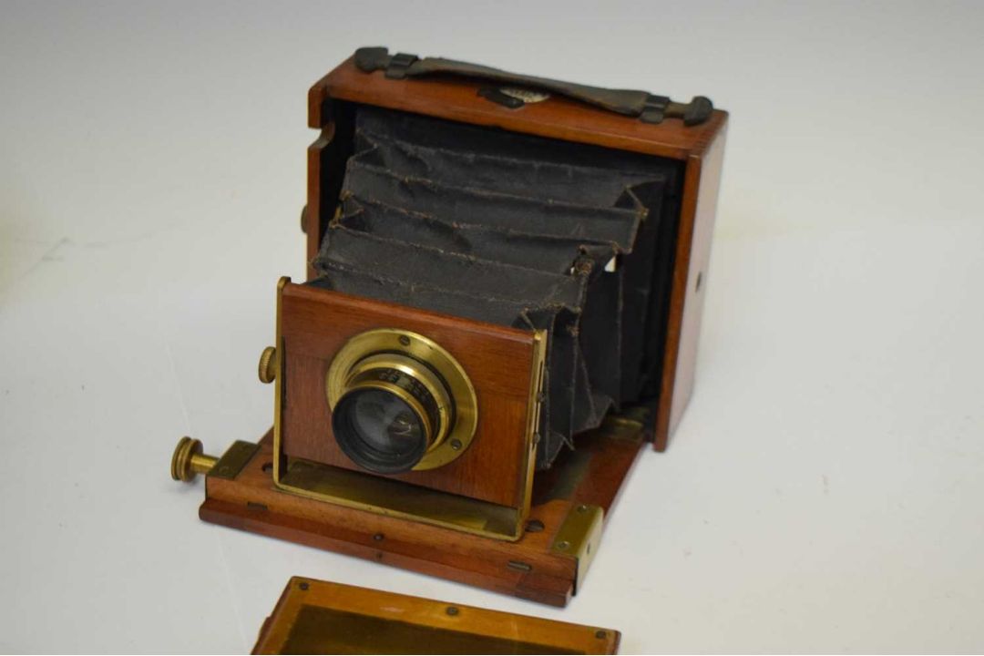 J. Lizars 'Challenge' and 'Victor' folding plate cameras - Bild 3 aus 11