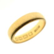 22ct gold wedding band 4.8g