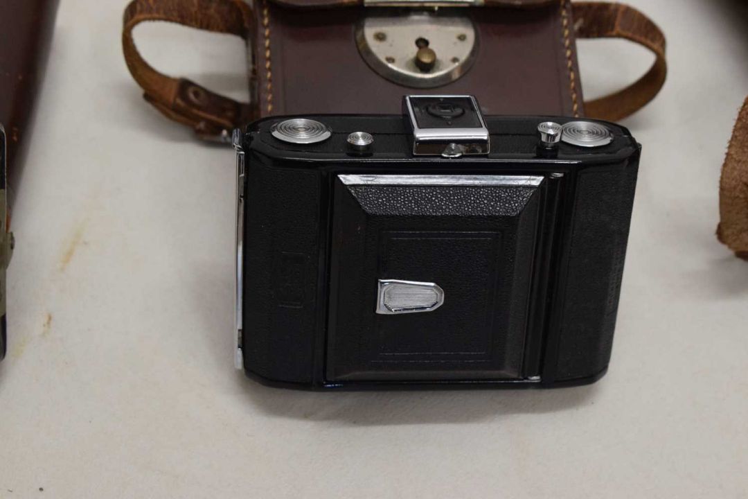 Collection of cameras and accessories - Bild 8 aus 10