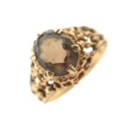 Vintage smoky quartz yellow metal dress ring