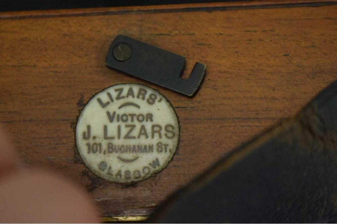 J. Lizars 'Challenge' and 'Victor' folding plate cameras - Bild 8 aus 11