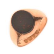 Edwardian 18ct gold bloodstone signet ring