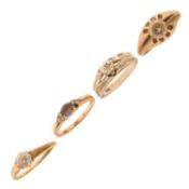 Four 9ct gold dress rings (a/f)