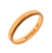 22ct gold wedding band