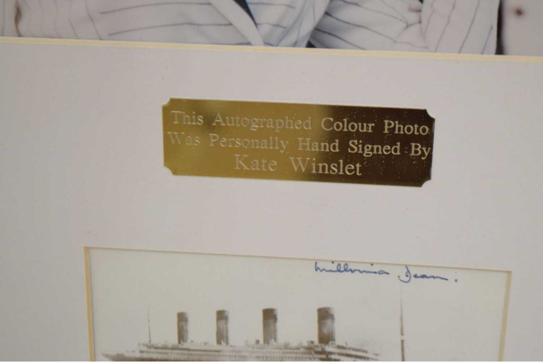 Kate Winslet (b.1975) - Titanic (1997) - Signed photograph - Image 6 of 9