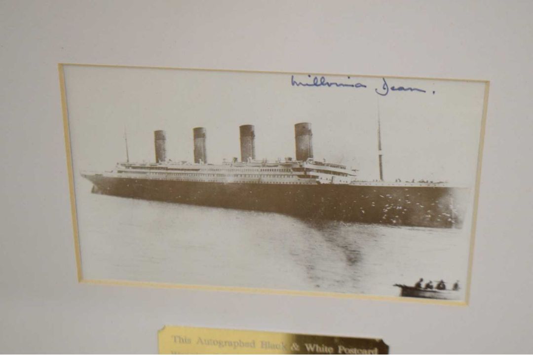 Kate Winslet (b.1975) - Titanic (1997) - Signed photograph - Image 7 of 9