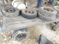 4 wheeled pneumatic hand trailer & tyre