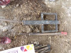 2 x tyre bead breakers