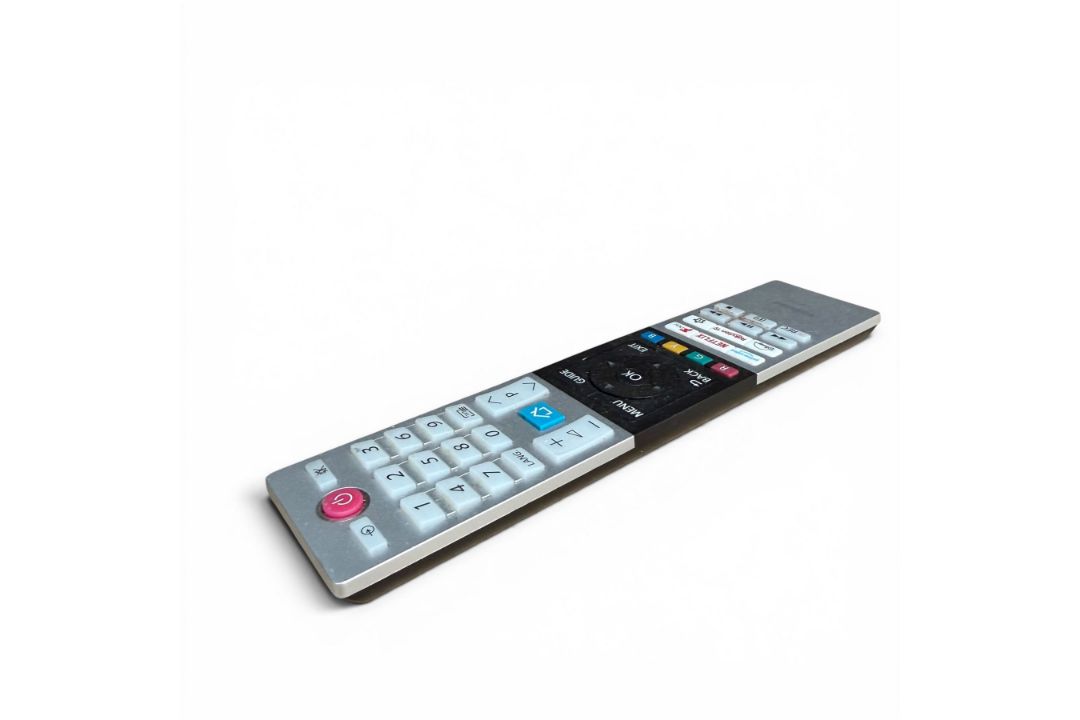 Toshiba - 43" 43LV2E63DB full HD Vidaa TV - Image 5 of 6