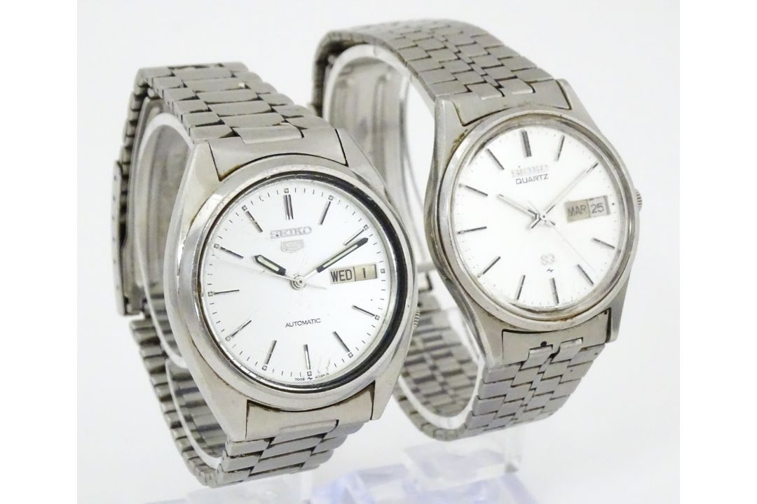 Five assorted wristwatches to include examples by Seiko, Timex, Emperor ...