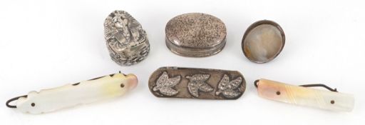 Antique sundry items including an agate intaglio seal fob, a silver Tutankhamun pill box and