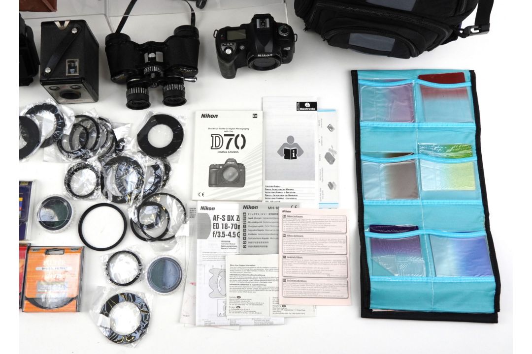 Vintage and later cameras and binoculars including Nikon D70 and Tasco binoculars model number 101. - Bild 5 aus 9