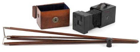 Antique Newman & Guardia Ltd. London plate camera fitted with a Carl Zeiss Jena Protarlinse F-