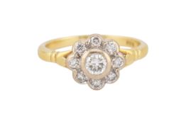 HALLMARKED 18CT GOLD & DIAMOND CLUSTER RING