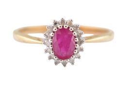 HALLMARKED 9CT GOLD RUBY & DIAMOND CLUSTER RING