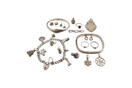 COLLECTION OF SILVER JEWELLERY