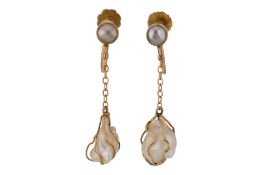 PAIR OF EARLY 20TH CENTURY OLD PEARL PENDANT DROP EARRINGS