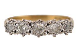 18CT GOLD & DIAMOND FIVE STONE RING
