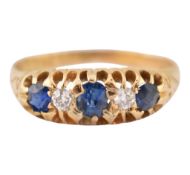 VICTORIAN HALLMARKED 18CT GOLD DIAMOND SAPPHIRE RING