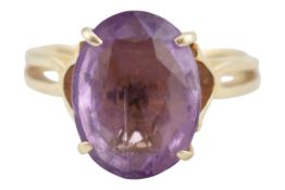 14CT GOLD & AMETHYST RING