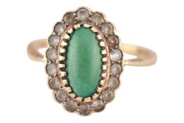 HALLMARKED 9CT GOLD CLUSTER RING