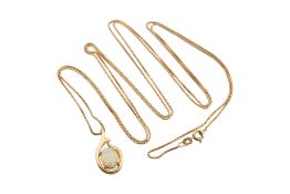 18CT GOLD & OPAL PENDANT NECKLACE