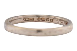 HALLMARKED 18CT WHITE GOLD BAND RING