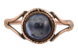 GOLD SAPPHIRE & CABOCHON RING