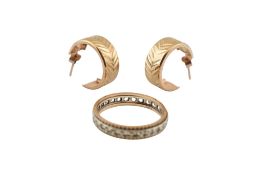 9CT GOLD RING & HOOP EARRINGS