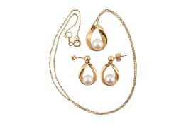 14CT GOLD & PEARL NECKLACE & EARRING SUITE