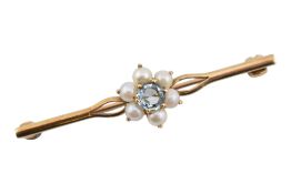 HALLMARKED 9CT GOLD AQUAMARINE & PEARL BAR BROOCH PIN