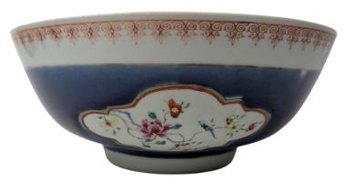18TH CENTURY CHINESE POWDER BLUE GROUND FAMILLE ROSE BOWL 清 乾隆 蓝底粉彩盌