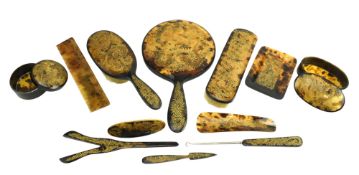 QING DYNASTY / REPUBLIC TORTOISESHELL TYPE DRESSING SET 清末民初外销玳瑁梳洗套装