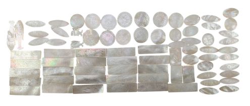 QING DYNASTY HAND CARVED MOTHER OF PEARL GAME TOKENS 清 十三行贝母·筹码
