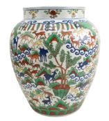 LARGE 19TH CENTURY CHINESE WUCAI FAMILLE VERTE 'HUNDRED DEER' JAR 五彩百鹿罐