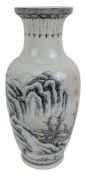 20TH CENTURY CHINESE FAMILLE ROSE 'LANDSCAPE' VASE 20世纪雪景图瓶