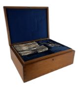 CANTEEN OF CUTLERY KINGS PATTERN ROBERTS AND DORE LTD.